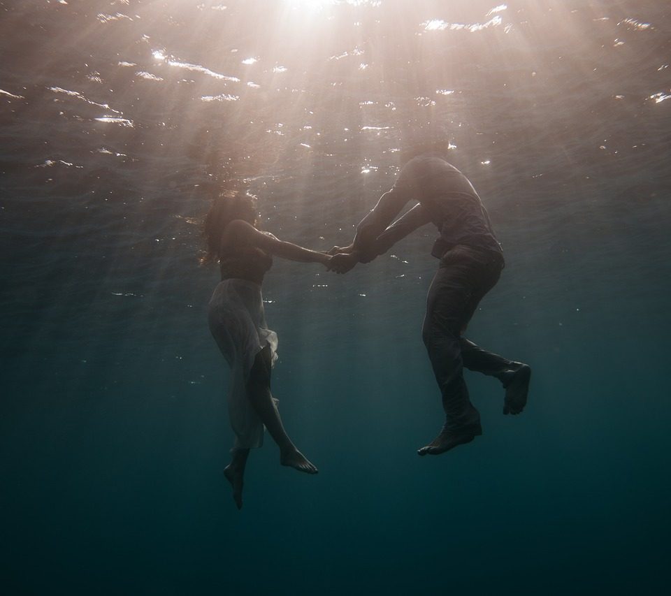 https://astroluna.rs/wp-content/uploads/2019/05/people-2568247_1280-960x853.jpg