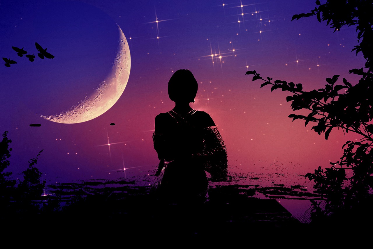 https://astroluna.rs/wp-content/uploads/2019/12/woman-silhouette-3202082_1280.jpg